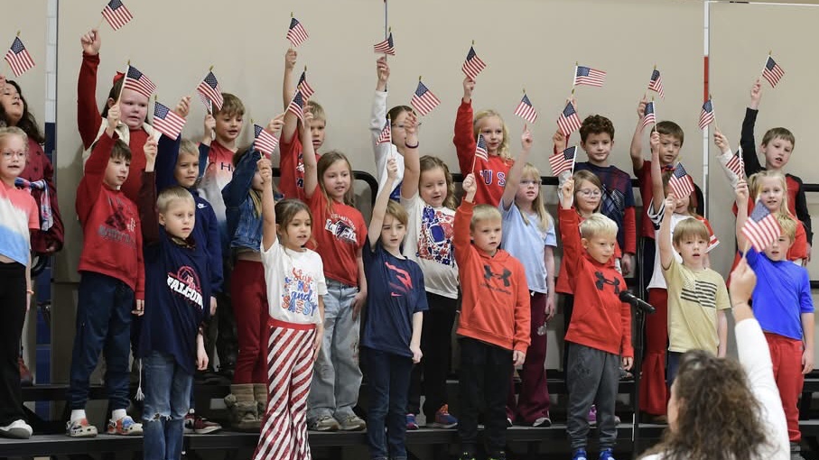2nd grade honors Veterans at the program!